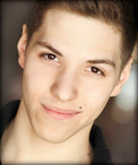 Jonathan Flores